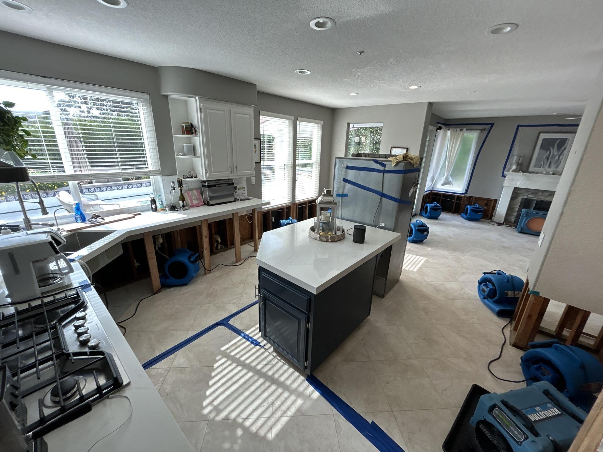 Emergency Water Extraction — Newport Beach, CA